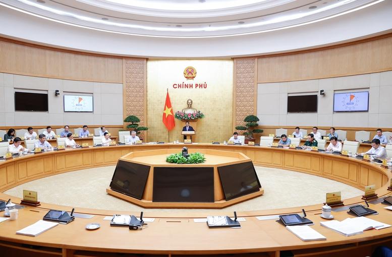 Thủ tướng: Hoàn thành khối lượng công việc lớn, nhiều nhiệm vụ quan trọng trong tháng 4- Ảnh 1.