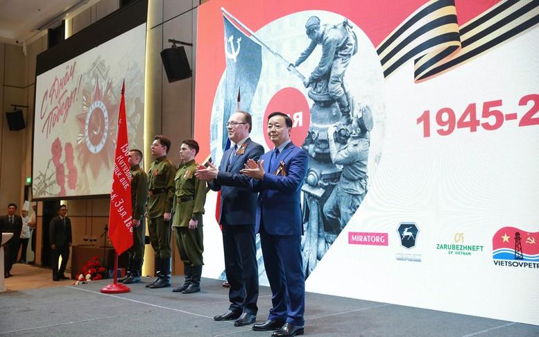 Việt Nam, Liên bang Nga sẽ cùng nhau viết tiếp những trang sử mới, tiến bước vào kỷ nguyên mới- Ảnh 2. Việt Nam, Liên bang Nga sẽ cùng nhau viết tiếp những trang sử mới, tiến bước vào kỷ nguyên mới- Ảnh 2.
