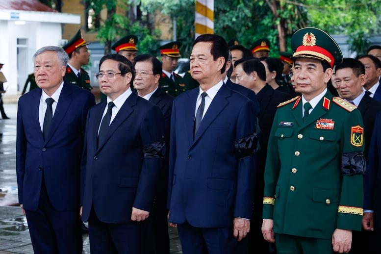 LỄ QUỐC TANG NGUYÊN CHỦ TỊCH NƯỚC TRẦN ĐỨC LƯƠNG- Ảnh 13. LỄ QUỐC TANG NGUYÊN CHỦ TỊCH NƯỚC TRẦN ĐỨC LƯƠNG- Ảnh 13.