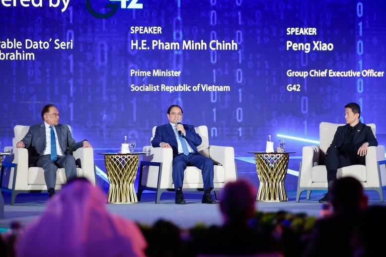 Thủ tướng: Nếu không được chuyển giao, Việt Nam vẫn phải tự chủ phát triển công nghệ cao- Ảnh 3. Thủ tướng: Nếu không được chuyển giao, Việt Nam vẫn phải tự chủ phát triển công nghệ cao- Ảnh 3.