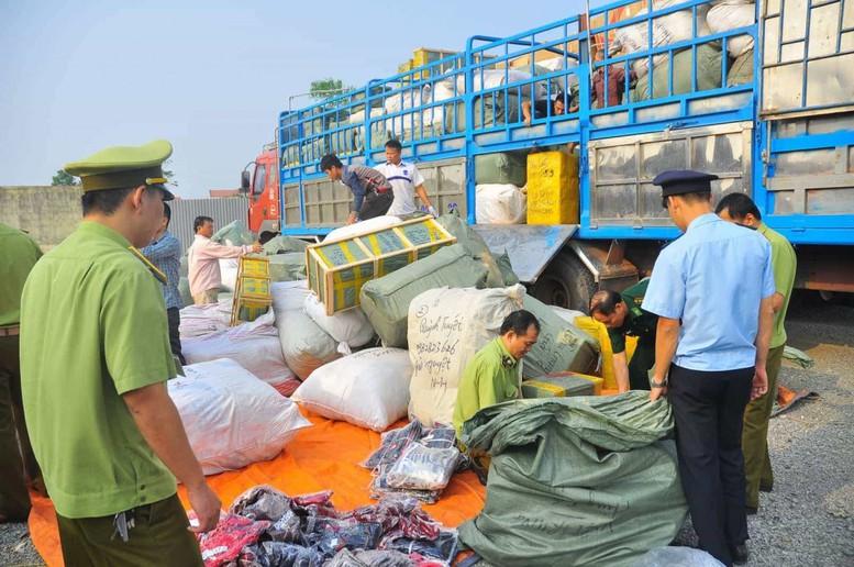 Thủ tướng chỉ đạo tiếp tục đẩy mạnh cao điểm đấu tranh ngăn chặn, đẩy lùi buôn lậu, gian lận thương mại- Ảnh 1.