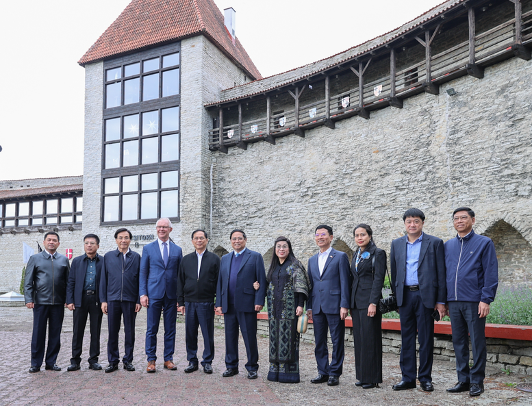 Thủ tướng thăm cảng biển hàng đầu vùng Baltic và tìm hiểu kinh nghiệm phát huy giá trị di sản ở Estonia- Ảnh 13.