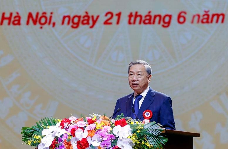 Phát biểu của Tổng Bí thư Tô Lâm tại Lễ Kỷ niệm 100 năm Ngày Báo chí Cách mạng Việt Nam- Ảnh 2. Phát biểu của Tổng Bí thư Tô Lâm tại Lễ Kỷ niệm 100 năm Ngày Báo chí Cách mạng Việt Nam- Ảnh 2.