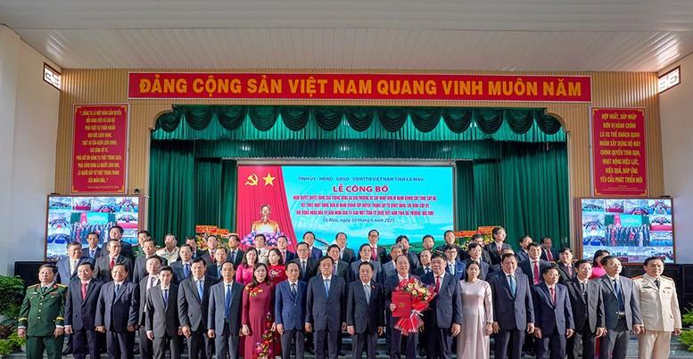 TỔNG THUẬT: Công bố nghị quyết, quyết định sáp nhập đơn vị hành chính, chỉ định nhân sự trên cả nước- Ảnh 31.