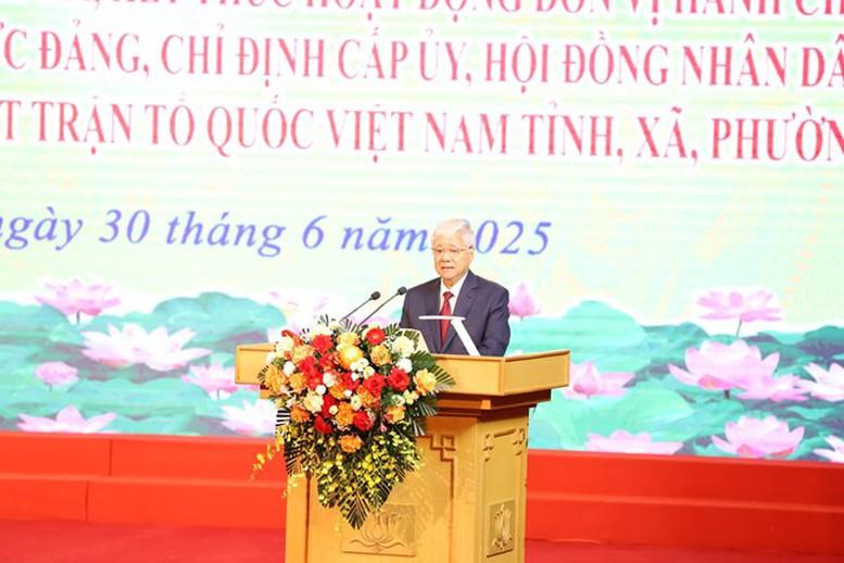 TỔNG THUẬT: Công bố nghị quyết, quyết định sáp nhập đơn vị hành chính, chỉ định nhân sự trên cả nước- Ảnh 26. TỔNG THUẬT: Công bố nghị quyết, quyết định sáp nhập đơn vị hành chính, chỉ định nhân sự trên cả nước- Ảnh 26.