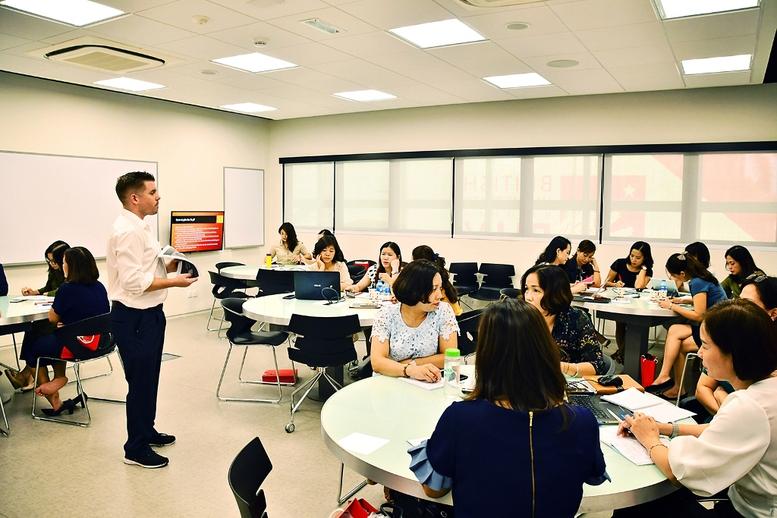 Tập trung bồi dưỡng công chức theo yêu cầu vị trí việc làm- Ảnh 1.
