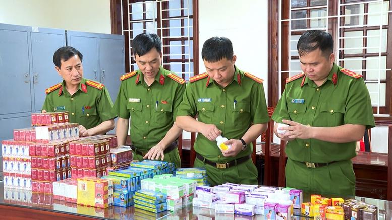 Kiên quyết quét sạch các tội phạm sản xuất, kinh doanh thuốc giả, thực phẩm giả- Ảnh 1.