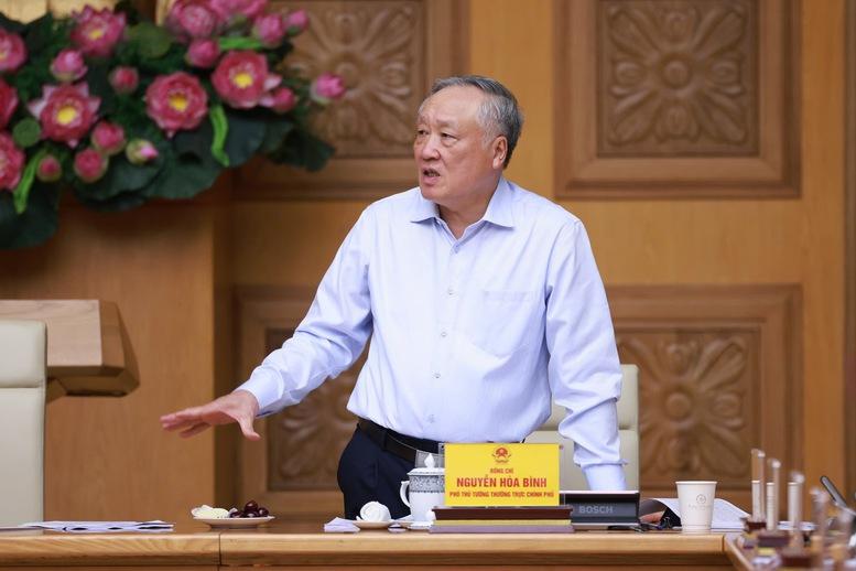 Thủ tướng chủ trì cuộc họp về các tài liệu của Tiểu ban Kinh tế-xã hội Đại hội XIV- Ảnh 3.