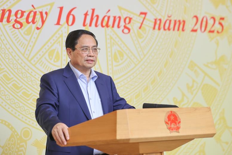 Thủ tướng: Tăng trưởng 8,3-8,5% năm 2025 không là 'mục tiêu bất khả thi'- Ảnh 1. Thủ tướng: Tăng trưởng 8,3-8,5% năm 2025 không là 'mục tiêu bất khả thi'- Ảnh 1.