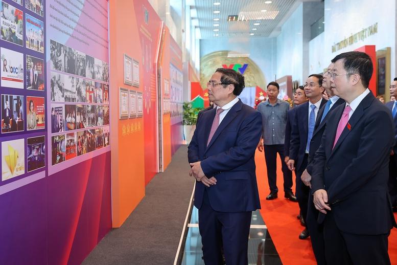 Thủ tướng: Báo chí phải kiến tạo được các dòng thông tin tích cực, chủ lưu- Ảnh 10.