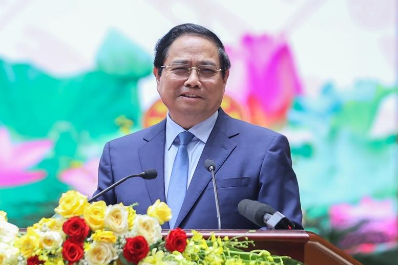 Thủ tướng: Đột phá phát triển các phương thức giao thông, thúc đẩy giao thông xanh và đô thị thông minh- Ảnh 4. Thủ tướng: Đột phá phát triển các phương thức giao thông, thúc đẩy giao thông xanh và đô thị thông minh- Ảnh 4.
