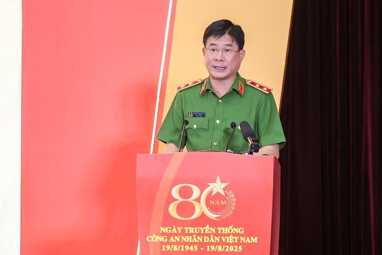 Thủ tướng: Xây dựng văn hóa phòng cháy, chữa cháy, phòng chống thiên tai, nâng cao kỹ năng cứu nạn, cứu hộ trong toàn dân- Ảnh 6.