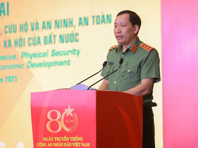 Thủ tướng: Xây dựng văn hóa phòng cháy, chữa cháy, phòng chống thiên tai, nâng cao kỹ năng cứu nạn, cứu hộ trong toàn dân- Ảnh 5.