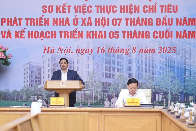 Thủ tướng: Nâng ngưỡng thu nhập được mua nhà xã hội theo hướng phù hợp hơn- Ảnh 2.