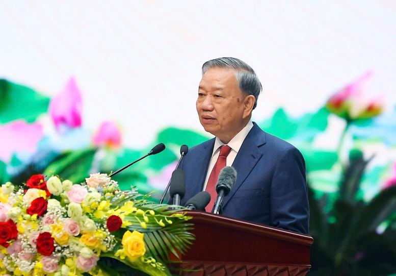 Mong muốn tiếp tục nhận được những ý kiến đóng góp tâm huyết của các đồng chí cán bộ cấp cao qua các thời kỳ- Ảnh 2. Mong muốn tiếp tục nhận được những ý kiến đóng góp tâm huyết của các đồng chí cán bộ cấp cao qua các thời kỳ- Ảnh 2.