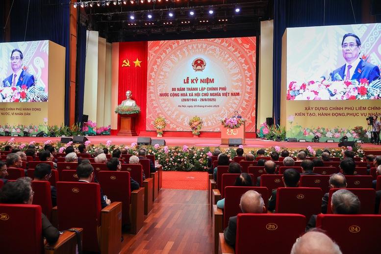 Thủ tướng: Chính phủ dưới sự lãnh đạo của Đảng, 80 năm hành trình vì nước, vì dân- Ảnh 7.