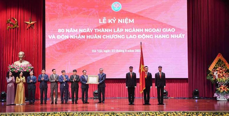 Kỷ niệm 80 năm thành lập ngành Ngoại giao Việt Nam- Ảnh 5.