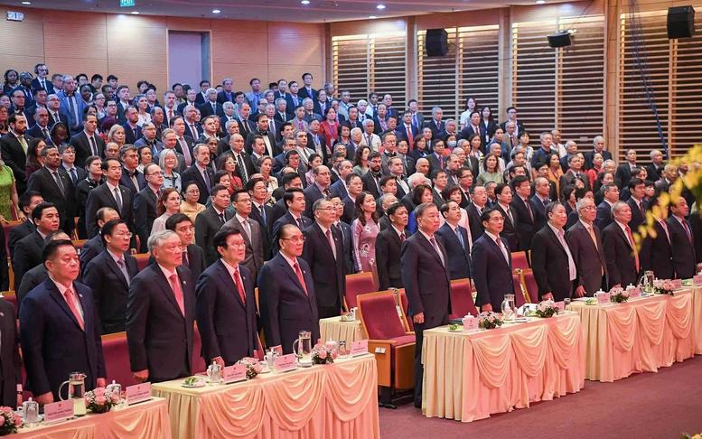 Kỷ niệm 80 năm thành lập ngành Ngoại giao Việt Nam- Ảnh 2.