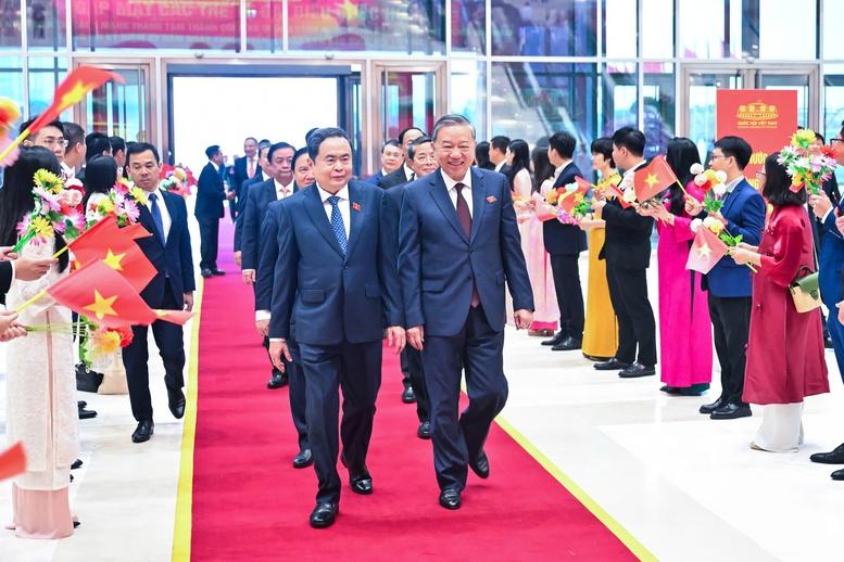 Tổng Bí thư Tô Lâm tham quan Triển lãm ảnh ‘Quốc hội Việt Nam - 80 năm kế thừa và phát triển'- Ảnh 1.
