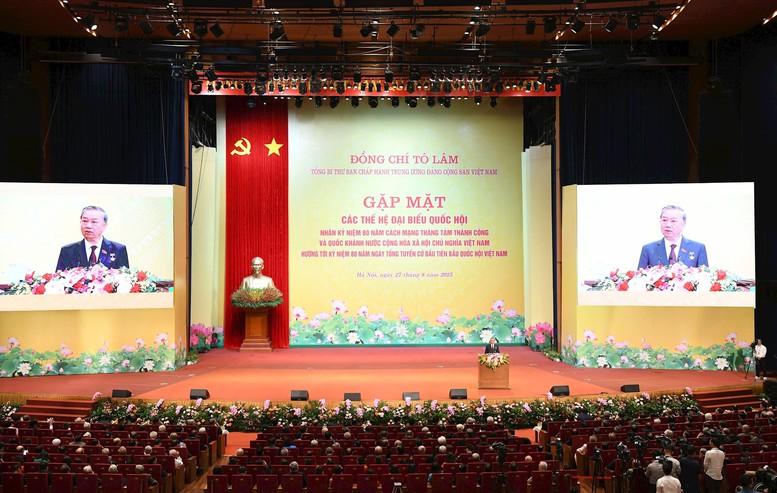 Phát biểu của Tổng Bí thư Tô Lâm tại cuộc gặp mặt các thế hệ Đại biểu Quốc hội- Ảnh 2.