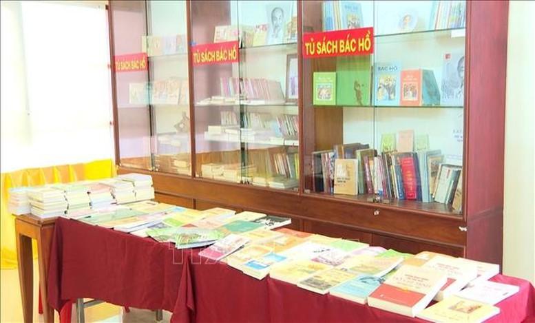 Nhiều hoạt động lan tỏa niềm tự hào dân tộc, thắt chặt tình hữu nghị khắp năm châu- Ảnh 2. Nhiều hoạt động lan tỏa niềm tự hào dân tộc, thắt chặt tình hữu nghị khắp năm châu- Ảnh 2.