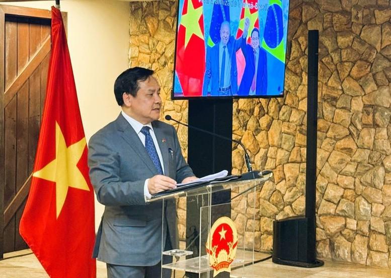 Nhiều hoạt động lan tỏa niềm tự hào dân tộc, thắt chặt tình hữu nghị khắp năm châu- Ảnh 8. Nhiều hoạt động lan tỏa niềm tự hào dân tộc, thắt chặt tình hữu nghị khắp năm châu- Ảnh 8.