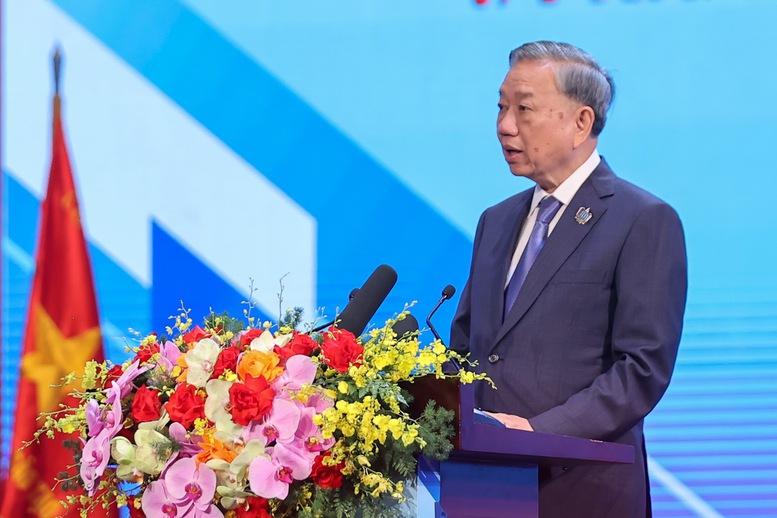 Phát biểu của Tổng Bí thư Tô Lâm tại Lễ kỷ niệm 80 năm truyền thống ngành Giáo dục và khai giảng năm học mới 2025-2026- Ảnh 1. Phát biểu của Tổng Bí thư Tô Lâm tại Lễ kỷ niệm 80 năm truyền thống ngành Giáo dục và khai giảng năm học mới 2025-2026- Ảnh 1.
