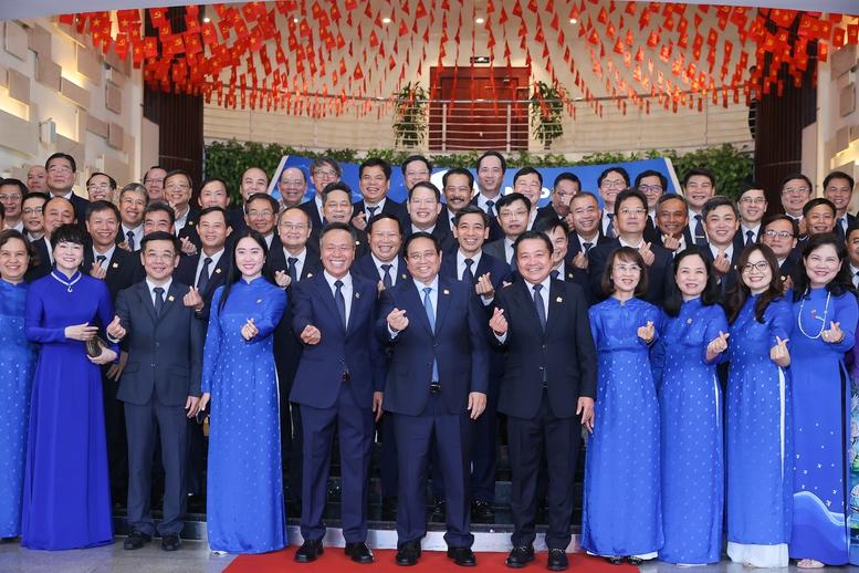 Thủ tướng: VNPT tiếp tục phát huy truyền thống đổi mới sáng tạo, dám nghĩ dám làm- Ảnh 9.