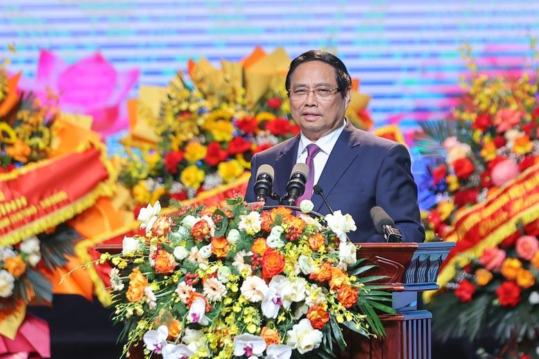 Thủ tướng: "Tiếng nói Việt Nam" luôn vang xa, bay cao, tạo động lực, truyền cảm hứng cho các thế hệ- Ảnh 5. Thủ tướng: "Tiếng nói Việt Nam" luôn vang xa, bay cao, tạo động lực, truyền cảm hứng cho các thế hệ- Ảnh 5.