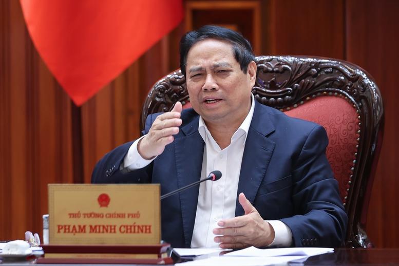 Thủ tướng: Tập trung thông tuyến cao tốc từ Cao Bằng tới Cà Mau trong năm 2025 và nghiên cứu mở rộng trong giai đoạn tới- Ảnh 5. Thủ tướng: Tập trung thông tuyến cao tốc từ Cao Bằng tới Cà Mau trong năm 2025 và nghiên cứu mở rộng trong giai đoạn tới- Ảnh 5.