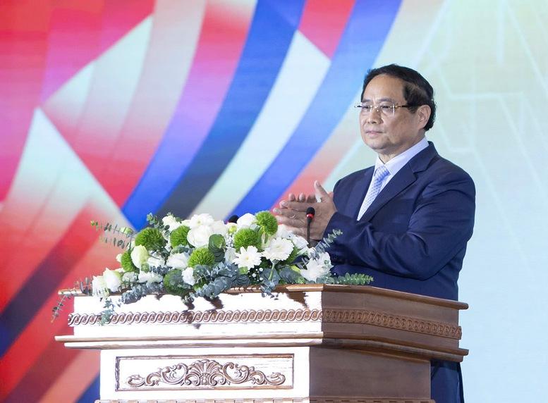 Thủ tướng: Không hạn chế không gian đổi mới sáng tạo của bất cứ tập thể và cá nhân nào- Ảnh 2.