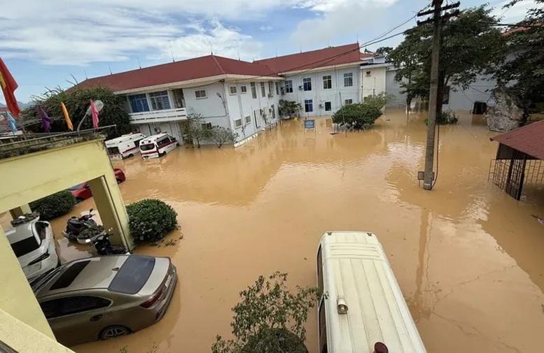 Phó Thủ tướng Hồ Đức Phớc kiểm tra công tác ứng phó, khắc phục hậu quả mưa lũ tại Lạng Sơn- Ảnh 3.