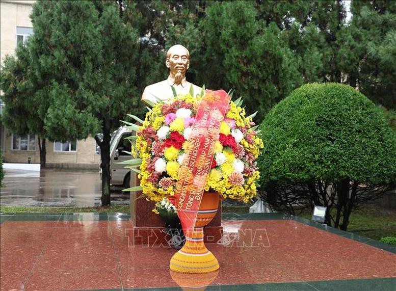 Tổng Bí thư Tô Lâm dự Lễ khánh thành tượng Chủ tịch Hồ Chí Minh tại Triều Tiên- Ảnh 2.