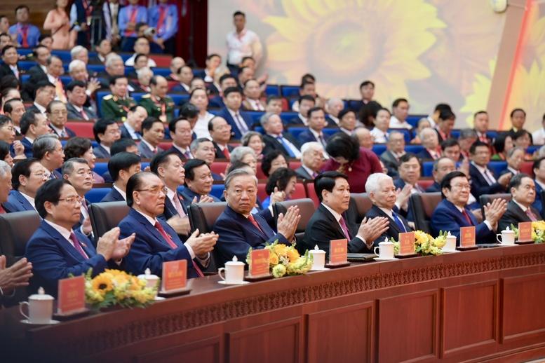 Nhiệm kỳ mới: TPHCM tiếp tục vai trò dẫn dắt, truyền cảm hứng phát triển cho cả nước- Ảnh 1.