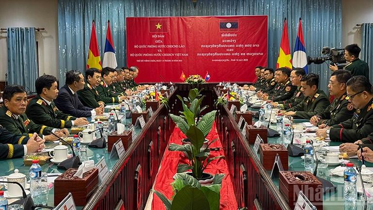 Quang cảnh hội đàm. (Ảnh: DUY TOÀN) ndo_br_5.jpg