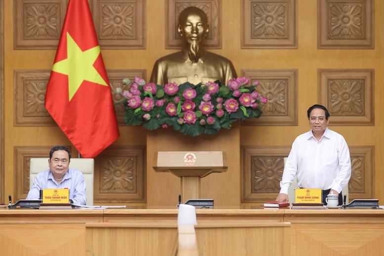 Phối hợp chặt chẽ, chung sức đồng lòng để tổ chức thành công "kỳ họp lịch sử" của Quốc hội khóa XV- Ảnh 12. Phối hợp chặt chẽ, chung sức đồng lòng để tổ chức thành công "kỳ họp lịch sử" của Quốc hội khóa XV- Ảnh 12.