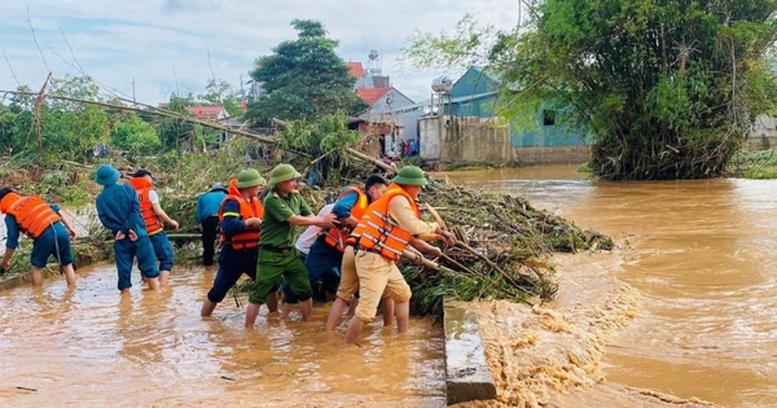 Khẩn trương triển khai các nhiệm vụ phòng, tránh, ứng phó, khắc phục hậu quả thiên tai- Ảnh 1. Khẩn trương triển khai các nhiệm vụ phòng, tránh, ứng phó, khắc phục hậu quả thiên tai- Ảnh 1.