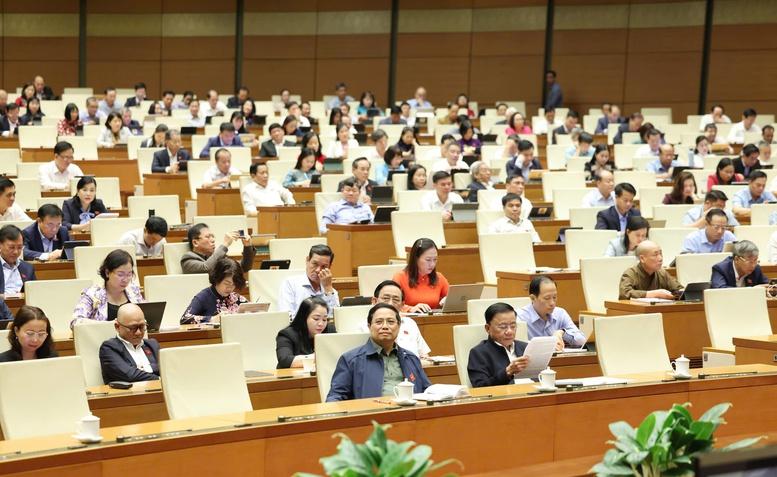 Báo cáo về kinh tế-xã hội của Chính phủ được chuẩn bị rất công phu, toàn diện, khách quan và khoa học- Ảnh 1. Báo cáo về kinh tế-xã hội của Chính phủ được chuẩn bị rất công phu, toàn diện, khách quan và khoa học- Ảnh 1.