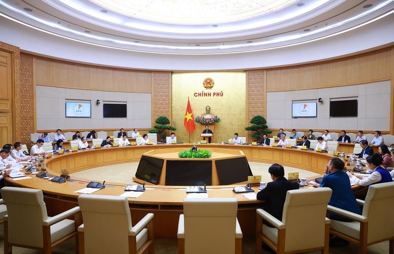 Thủ tướng: Đến cuối năm 2025 phải cơ bản giải quyết xong các vướng mắc trong vận hành chính quyền địa phương 2 cấp- Ảnh 1.