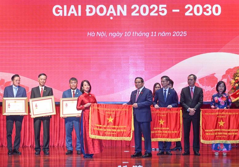 Thủ tướng: Xây dựng nền ngoại giao toàn diện, hiện đại, chuyên nghiệp, mang đậm bản sắc Việt Nam- Ảnh 4.