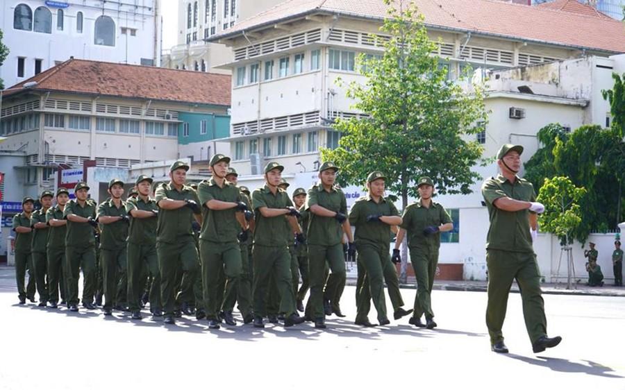 Mức phạt hành vi xúc phạm, đe dọa, cản trở, chống đối lực lượng tham gia bảo vệ an ninh, trật tự ở cơ sở trong khi thực hiện nhiệm vụ