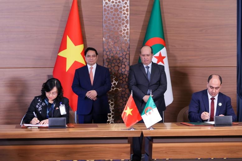 Việt Nam - Algeria ký kết nhiều văn kiện hợp tác quan trọng- Ảnh 7. Việt Nam - Algeria ký kết nhiều văn kiện hợp tác quan trọng- Ảnh 7.