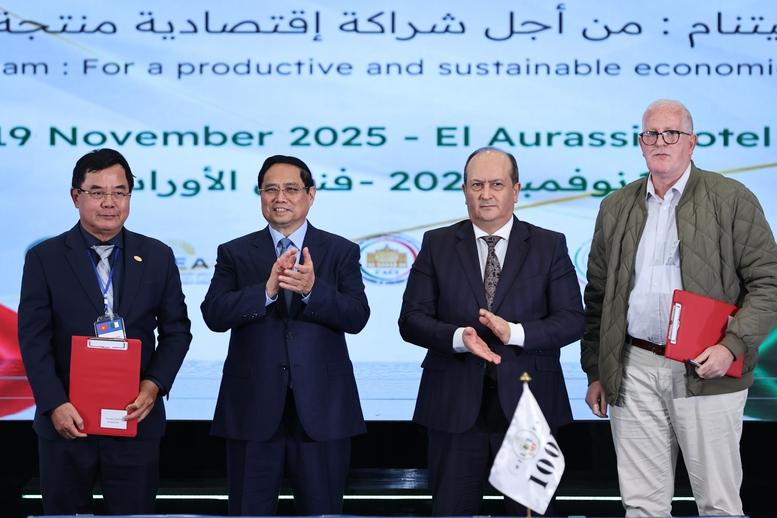Thủ tướng mời gọi doanh nghiệp Việt Nam đầu tư tại Algeria để xuất khẩu sang 3 châu lục- Ảnh 10.