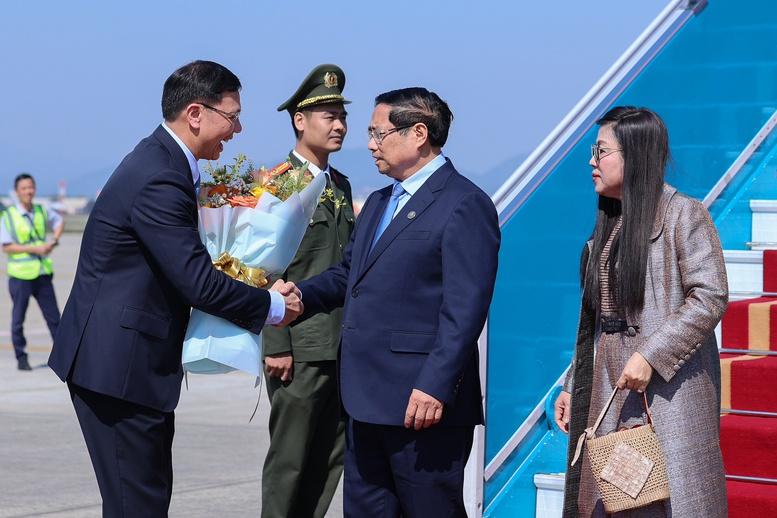 Thủ tướng Phạm Minh Chính về tới Hà Nội, kết thúc tốt đẹp chuyến công tác tới Kuwait, Algeria và Nam Phi- Ảnh 2.