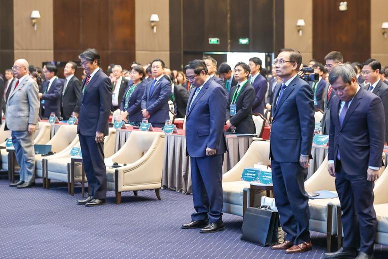 Thủ tướng: Phát huy tinh thần "làm việc, làm việc" và "3 cùng" để thúc đẩy hợp tác Việt – Nhật- Ảnh 2. Thủ tướng: Phát huy tinh thần "làm việc, làm việc" và "3 cùng" để thúc đẩy hợp tác Việt – Nhật- Ảnh 2.