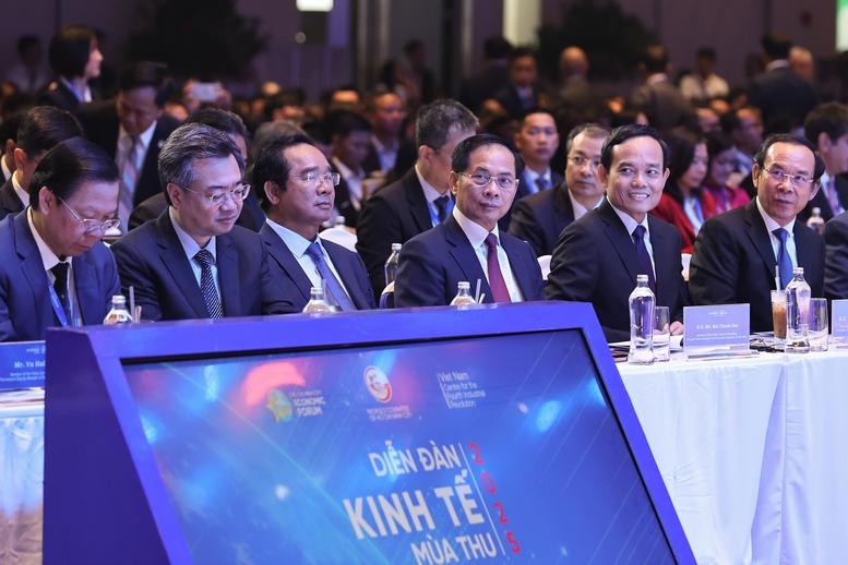 Thủ tướng dự các hoạt động tâm điểm tại Diễn đàn Kinh tế mùa Thu- Ảnh 2. Thủ tướng dự các hoạt động tâm điểm tại Diễn đàn Kinh tế mùa Thu- Ảnh 2.