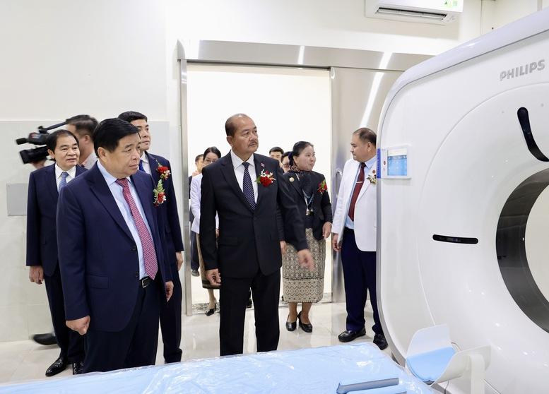 Khánh thành, bàn giao Bệnh Viện Hữu nghị Lào-Việt Nam- Ảnh 7.
