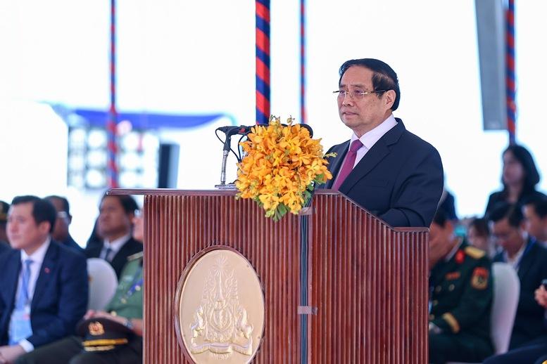 Thủ tướng Phạm Minh Chính cùng Thủ tướng Campuchia khai trương cặp cửa khẩu quốc tế mới- Ảnh 6.