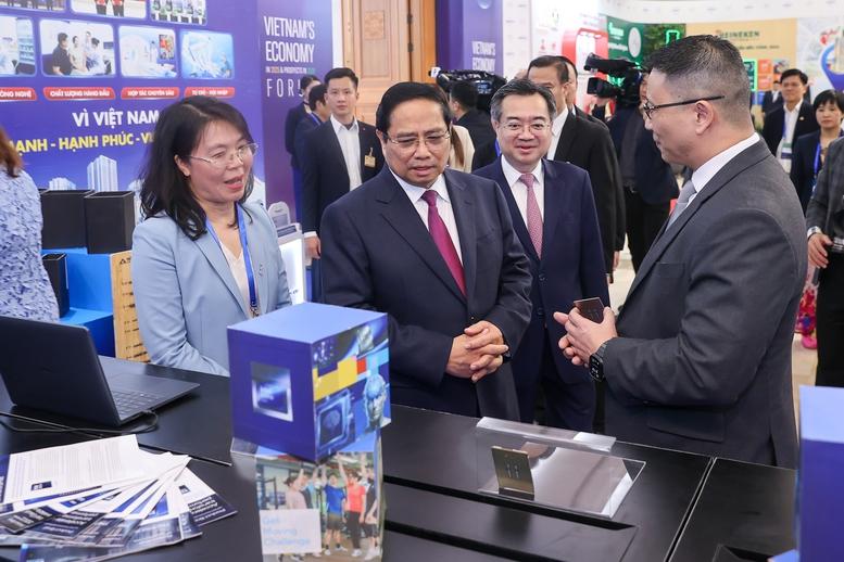 Thủ tướng: Việt Nam xác định ổn định là pháo đài bất khả xâm phạm; phát triển nhanh, bền vững là động cơ vĩnh cửu- Ảnh 3.