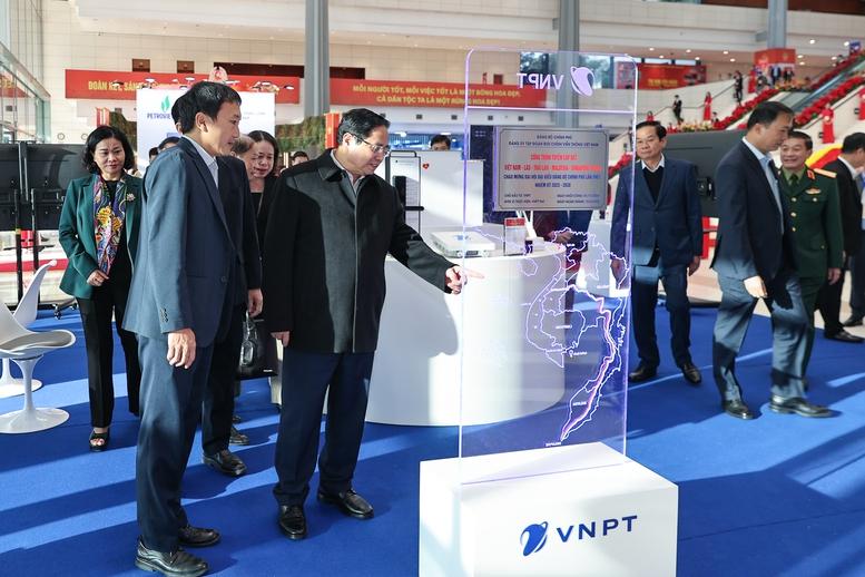 Thủ tướng Phạm Minh Chính kiểm tra công tác chuẩn bị Đại hội Thi đua yêu nước toàn quốc lần thứ XI- Ảnh 2.